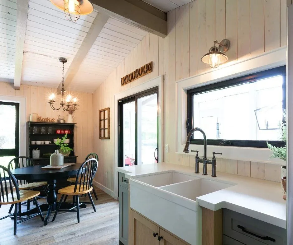 White Kitchen Shiplap Ceiling with Painted Beams
