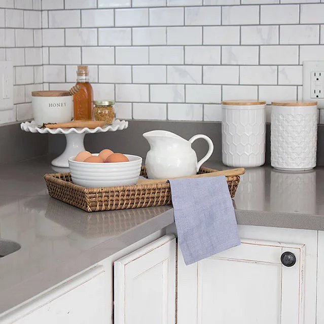 White Subway Tile with Gray Grout
