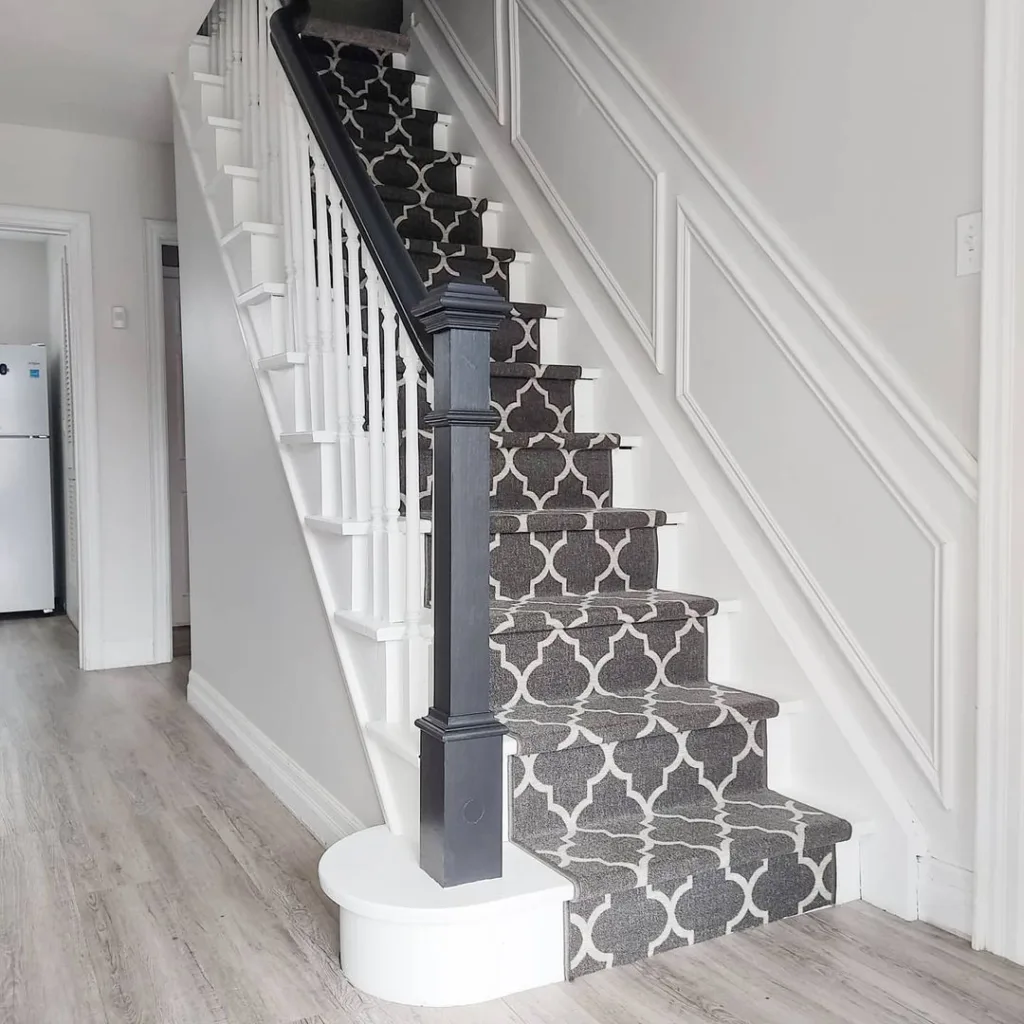 31 Black And White Stairs That Are Sure To Stun 17 A Grey And White Carpet Runner On A Black And White Staircase