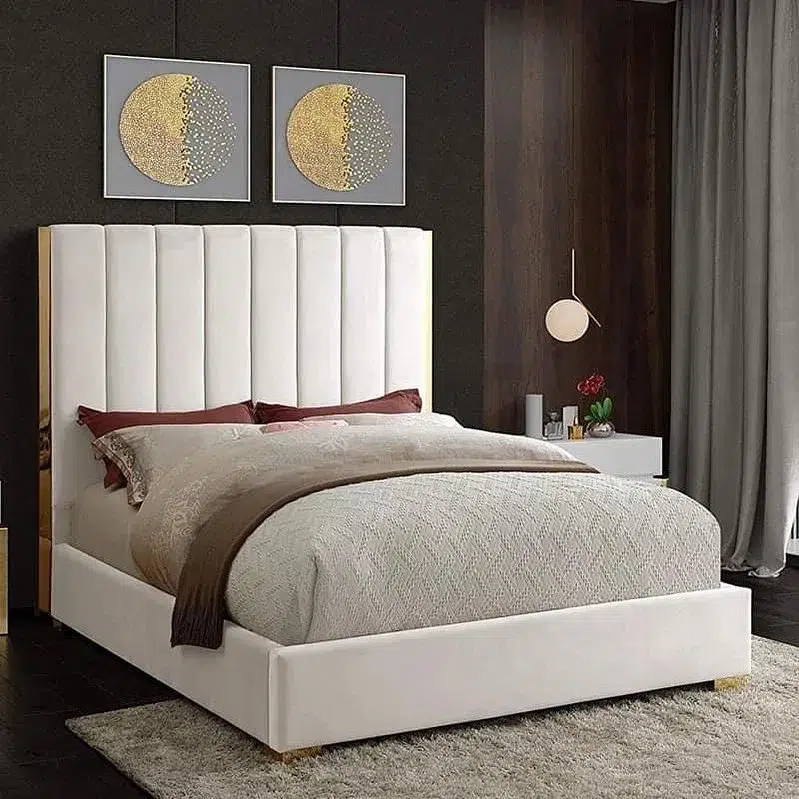 37 Rug Under Bed Ideas For A Stylish Bedroom 33 A Grey Rug Under The Bed With A White Bedframe